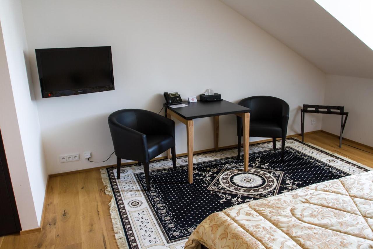 Hotel Panstvi Dlouha Lhota Dış mekan fotoğraf