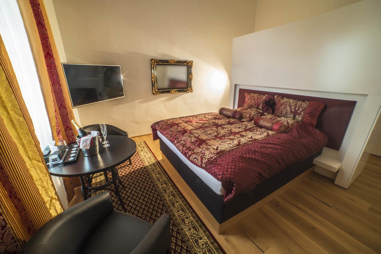 Hotel Panstvi Dlouha Lhota Dış mekan fotoğraf